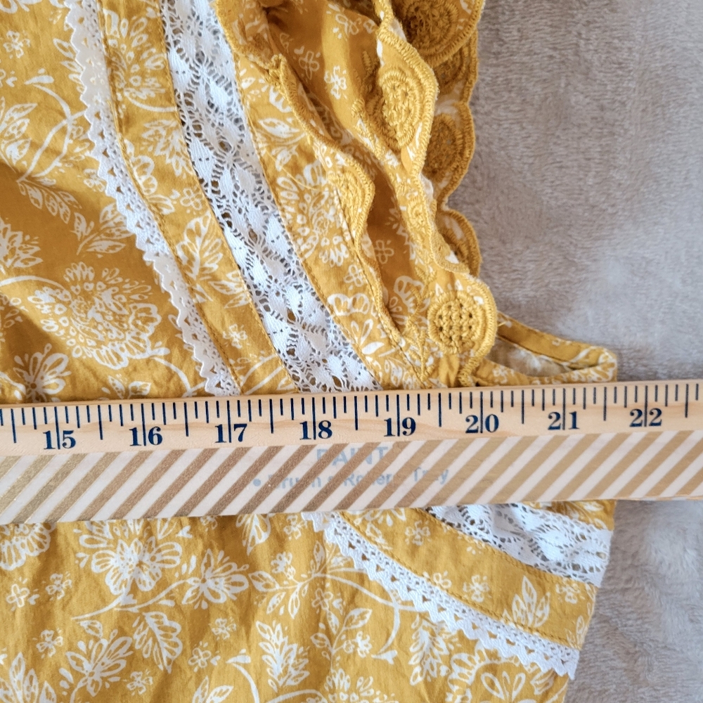 Jennifer And Grace Tiered Ruffle Floral Short Sleeve Top Large Yellow - Picture 10 of 13